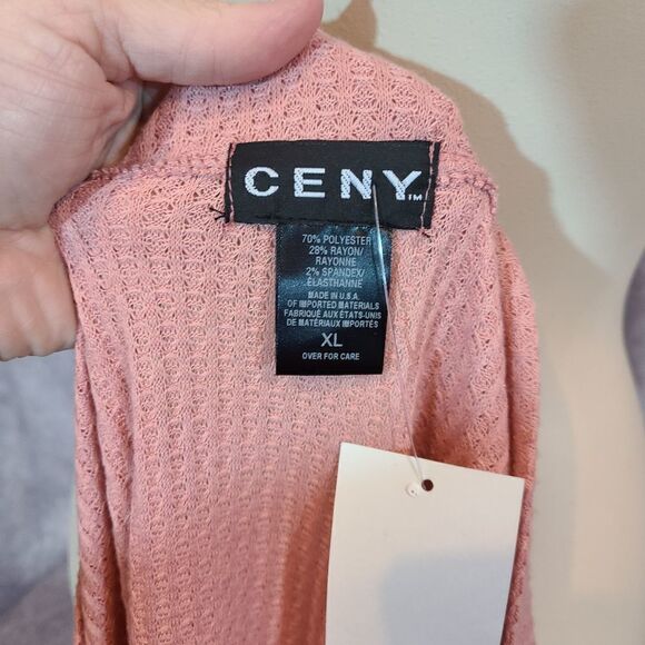 CENY Pink & White Colorblock Pullover Size XL - Picture 4 of 4